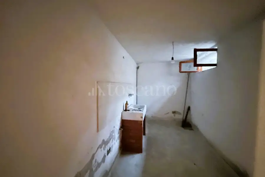 Villa in vendita di 305 mq a €650.000 (rif. 12/2025)