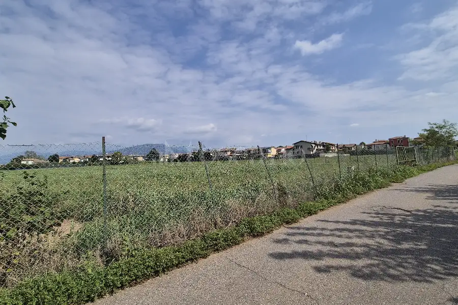 Agricolo in vendita di 8.090 mq a €120.000 (rif. 36/2026)