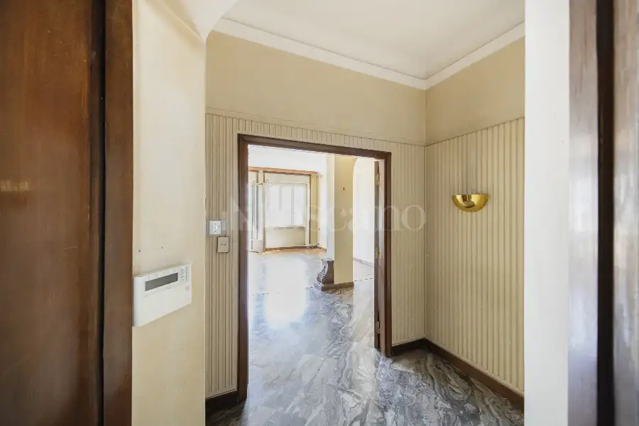 Casa in vendita di 215 mq a €2.450.000 (rif. 145/2025)