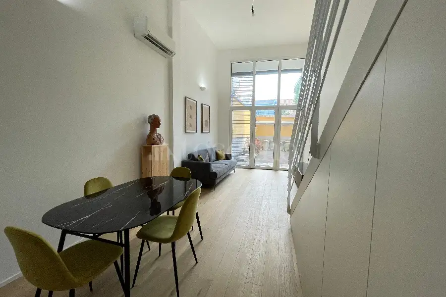 Loft in vendita di 60 mq a €245.000 (rif. 9/2025)