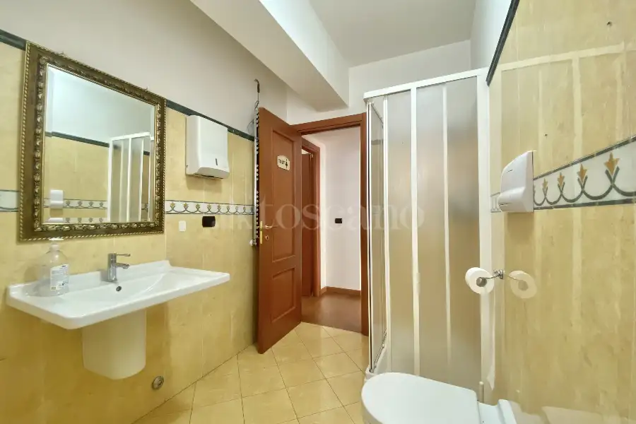 Ufficio in affitto di 165 mq a €1.250 (rif. 57/2025)