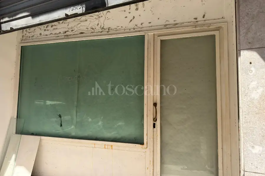 Negozio in vendita di 38 mq a €54.000 (rif. 72/2026)