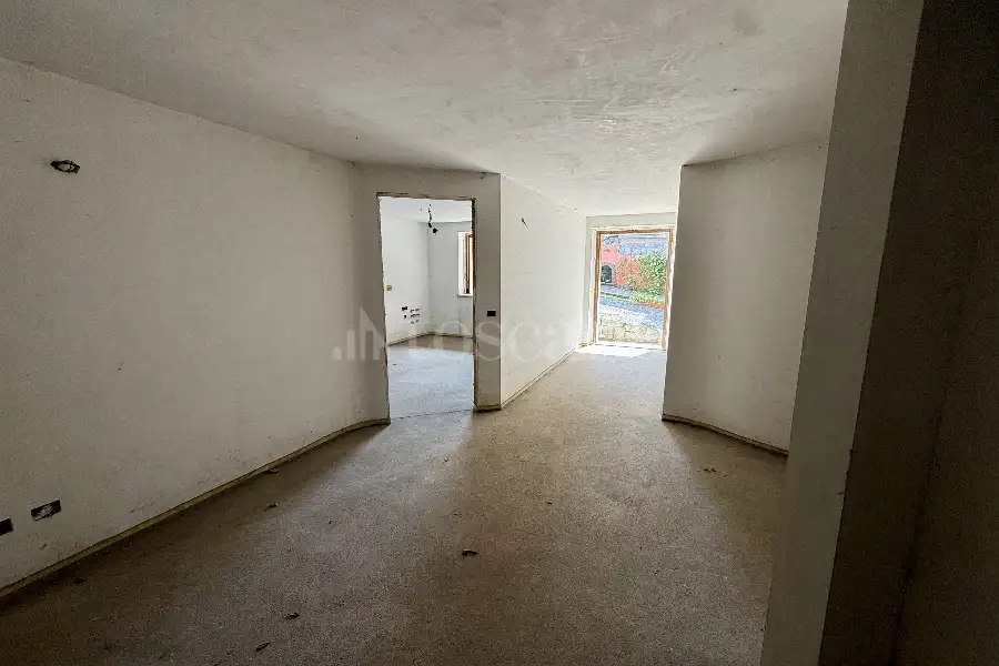 Villa Bifamiliare in vendita di 420 mq trattativa riservata (rif. 17/2026)