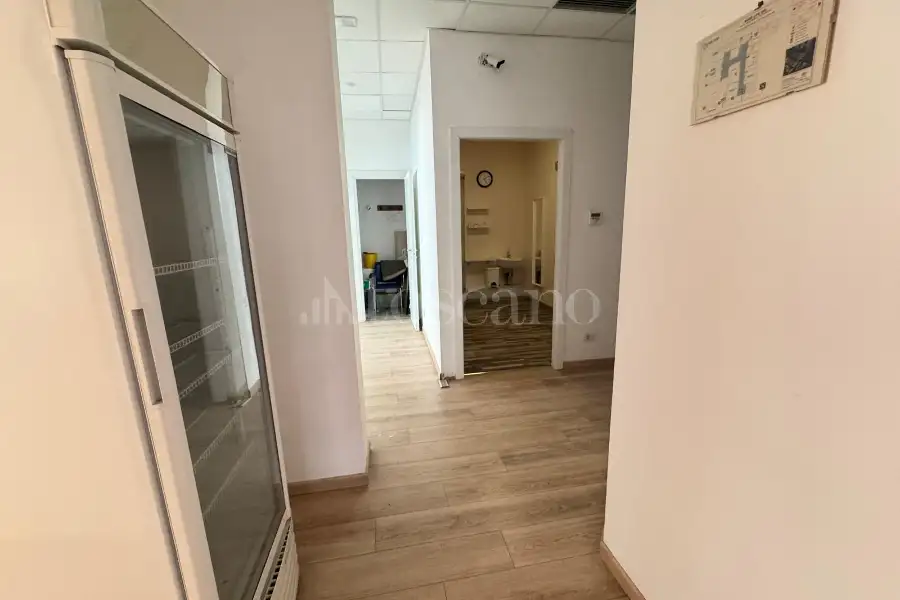 Negozio in affitto di 104 mq a €4.000 (rif. 13/2026)