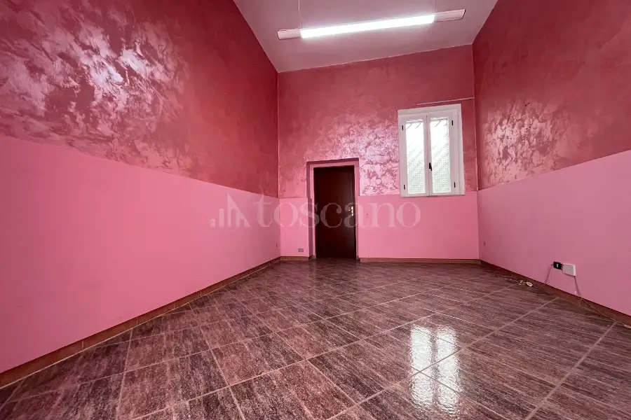 Negozio in affitto di 60 mq a €500 (rif. 34/2026)