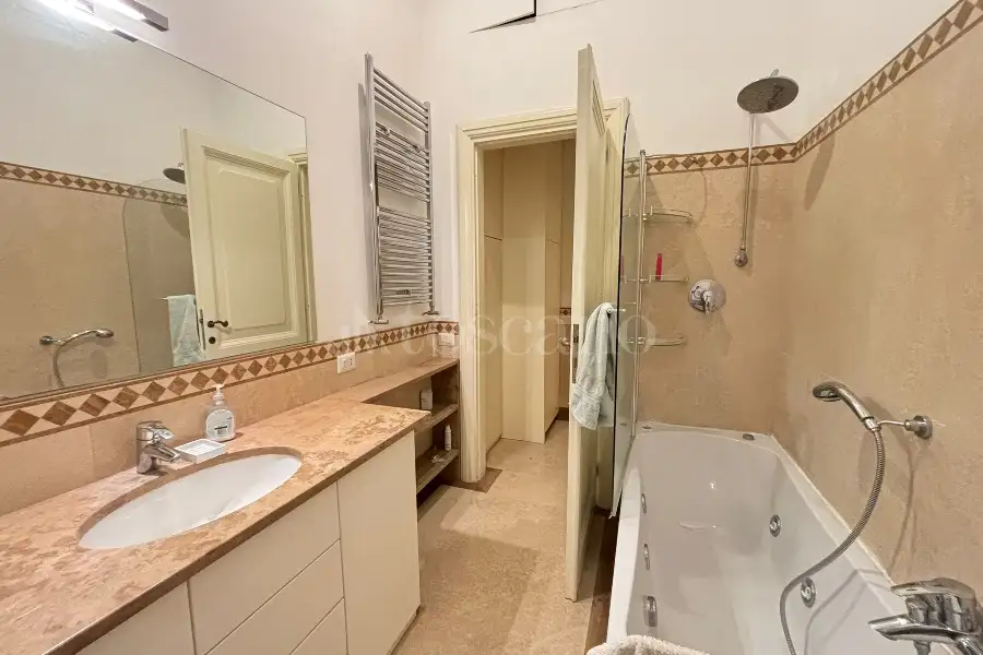 Casa in vendita di 170 mq a €1.599.000 (rif. 58/2026)