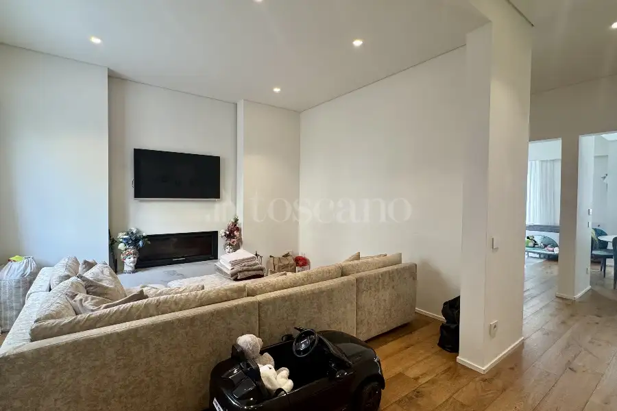 Villino a Schiera in vendita di 202 mq a €500.000 (rif. 2/2026)