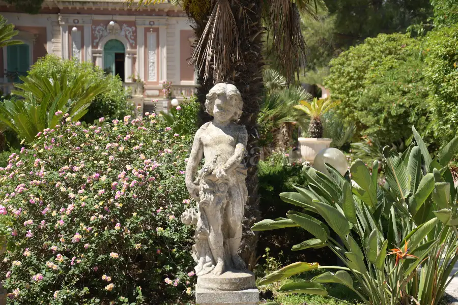 Villa in vendita di 603 mq a €1.770.000 (rif. 21/2023)