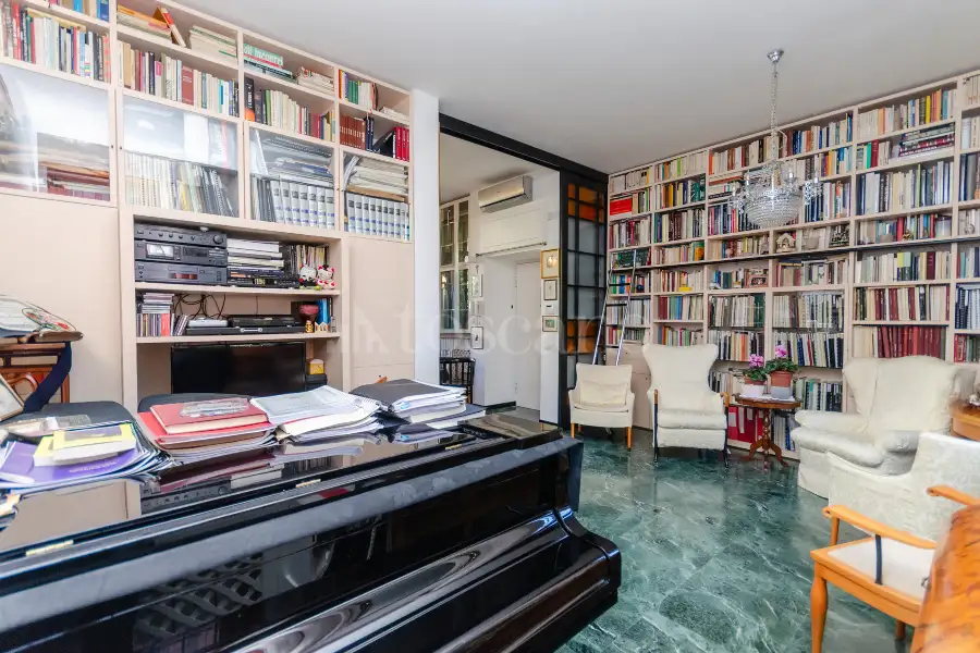 Villa in vendita di 240 mq a €1.180.000 (rif. 20/2025)