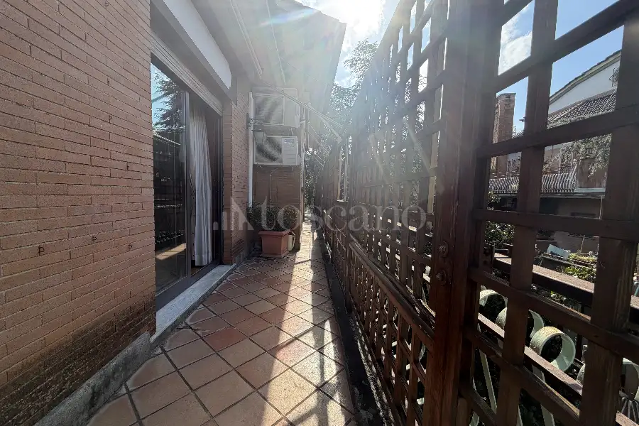 Attico in vendita di 250 mq a €990.000 (rif. 6/2026)