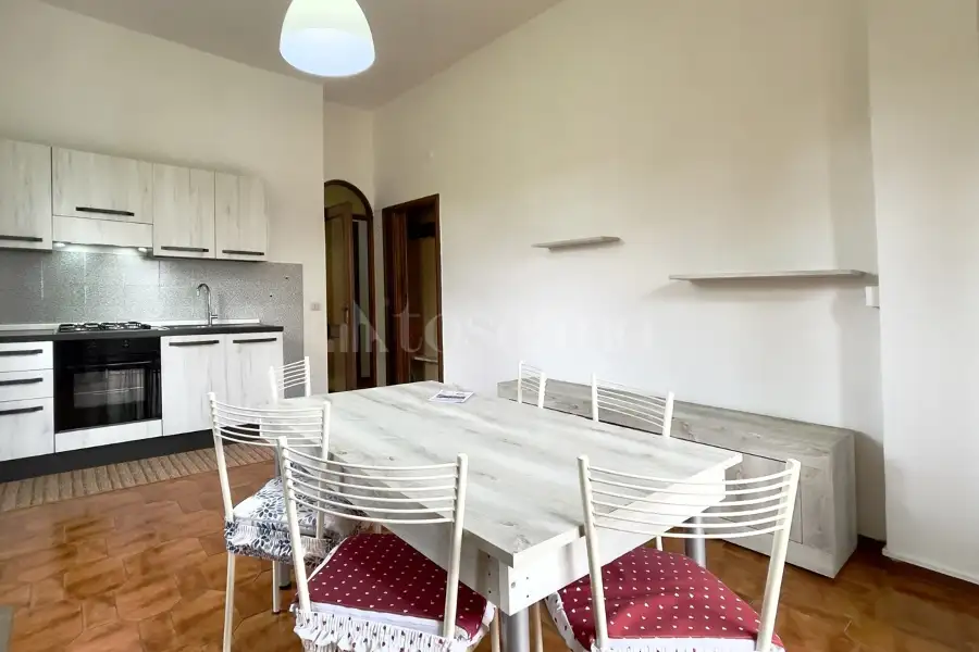 Villa Bifamiliare in vendita di 450 mq a €249.000 (rif. 23/2025)