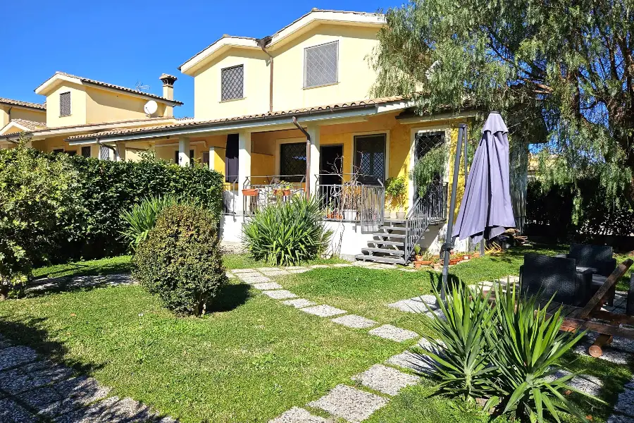 Villa Bifamiliare in vendita di 130 mq a €278.000 (rif. 118/2023)