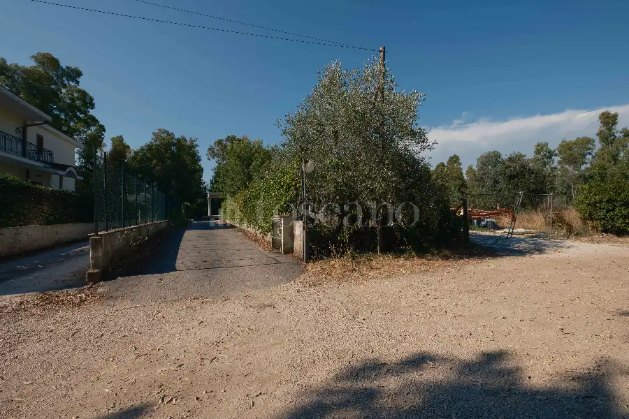 Casa Indipendente in vendita di 357 mq a €1.690.000 (rif. 95/2026)