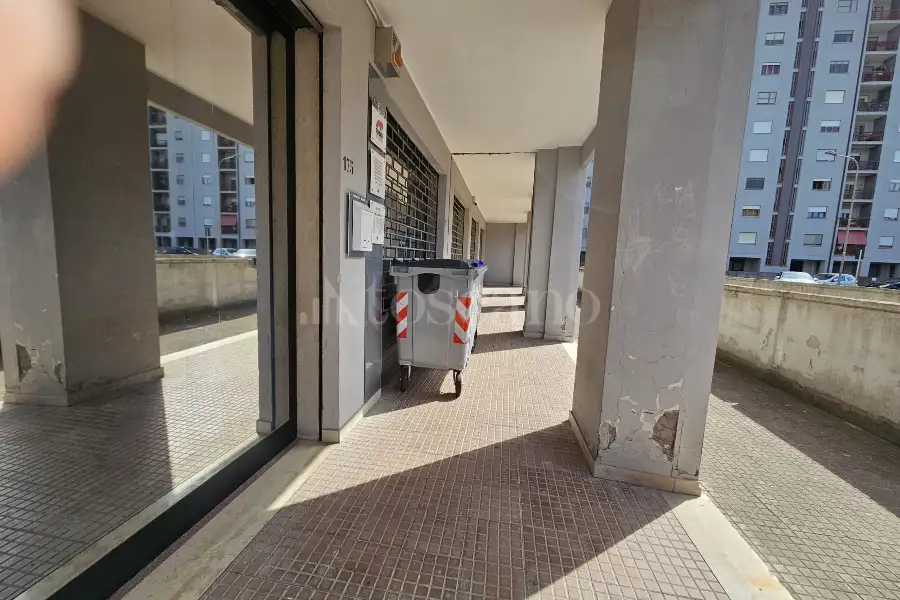 Negozio in vendita di 200 mq a €159.000 (rif. 111/2024)