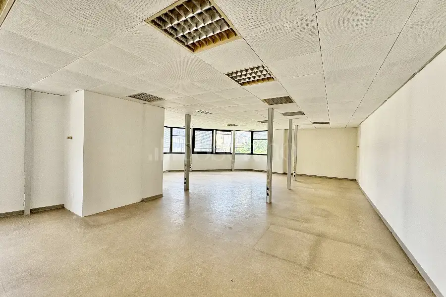Ufficio in vendita di 150 mq a €215.000 (rif. 20/2026)