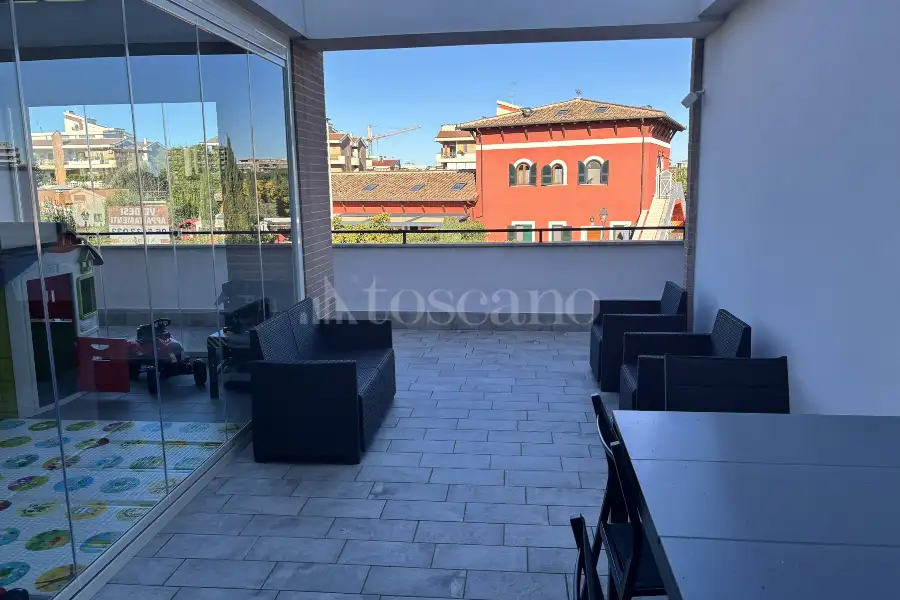 Attico in vendita di 110 mq a €515.000 (rif. 12/2026)