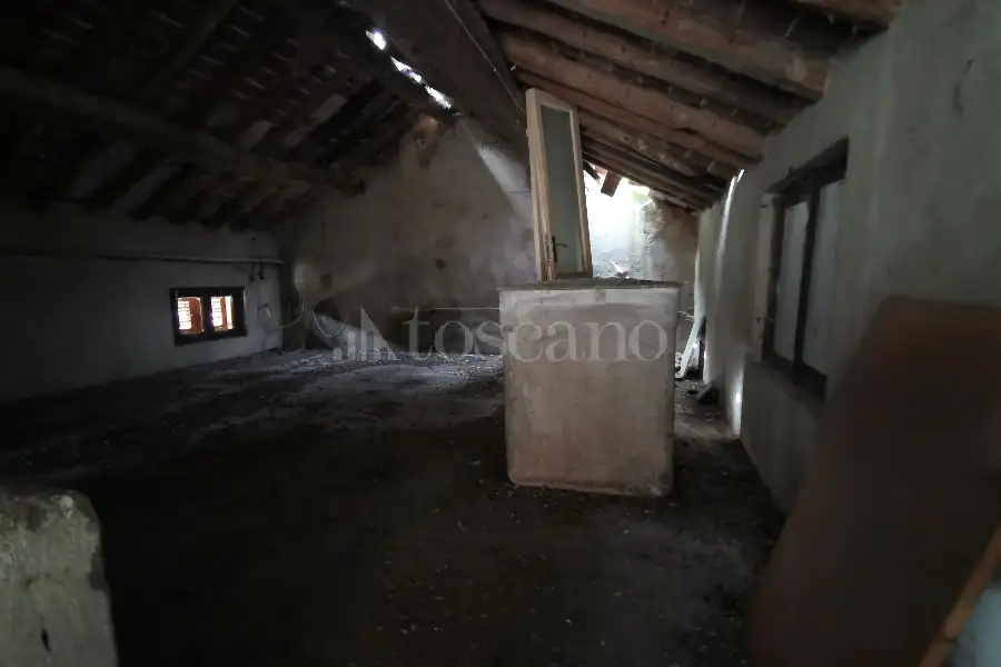 Casa Indipendente in vendita di 160 mq a €25.000 (rif. 3/2026)