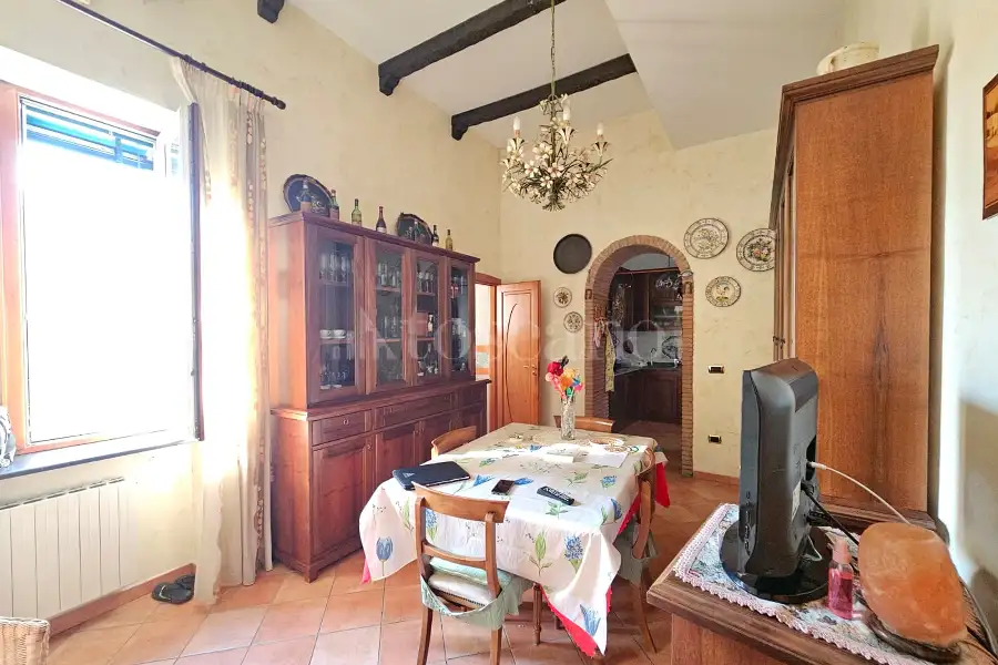 Attico in vendita di 350 mq a €780.000 (rif. 38/2026)