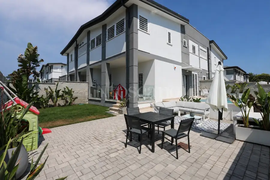 Villa Bifamiliare in vendita di 140 mq a €529.000 (rif. 38/2026)