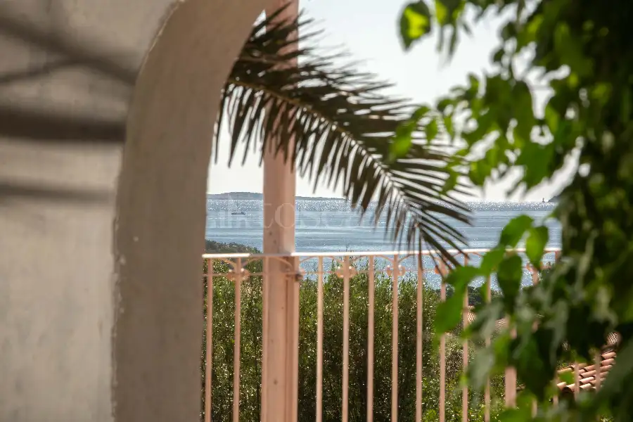 Villa in vendita di 135 mq a €700.000 (rif. 5/2026)