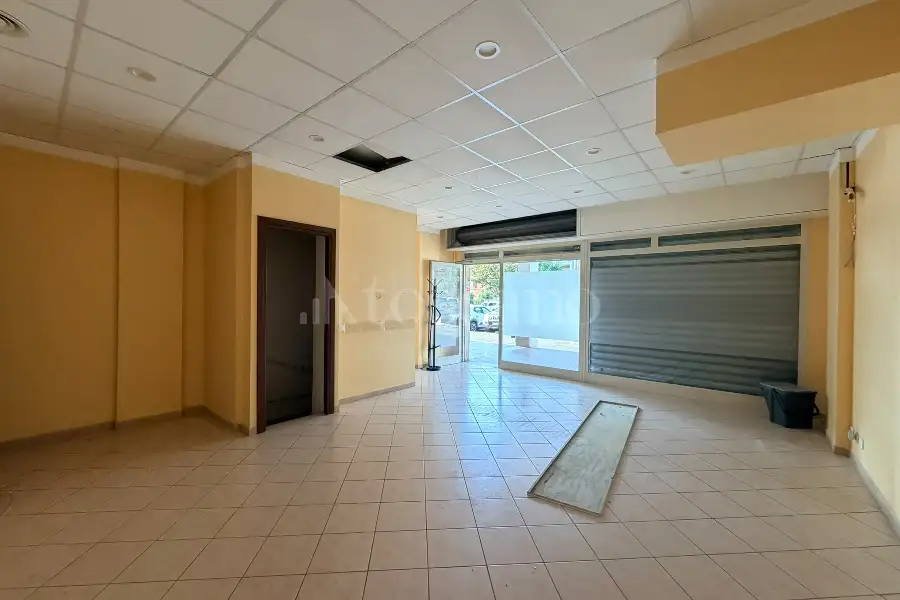 Negozio in vendita di 77 mq a €119.000 (rif. 39/2026)