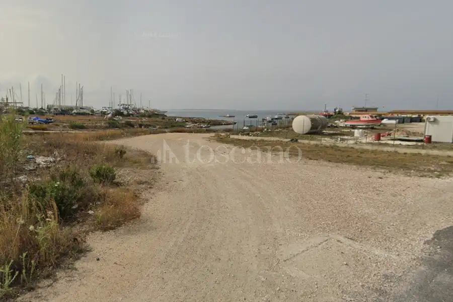 Agricolo in affitto di 1.000 mq a €750 (rif. 95/2026)