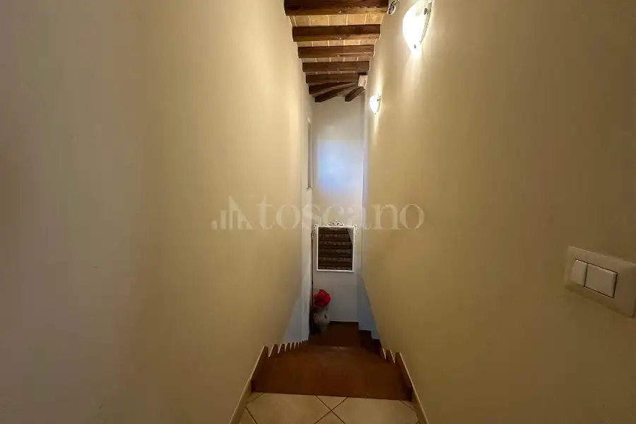 Villa Bifamiliare in vendita di 220 mq a €399.000 (rif. 94/2026)