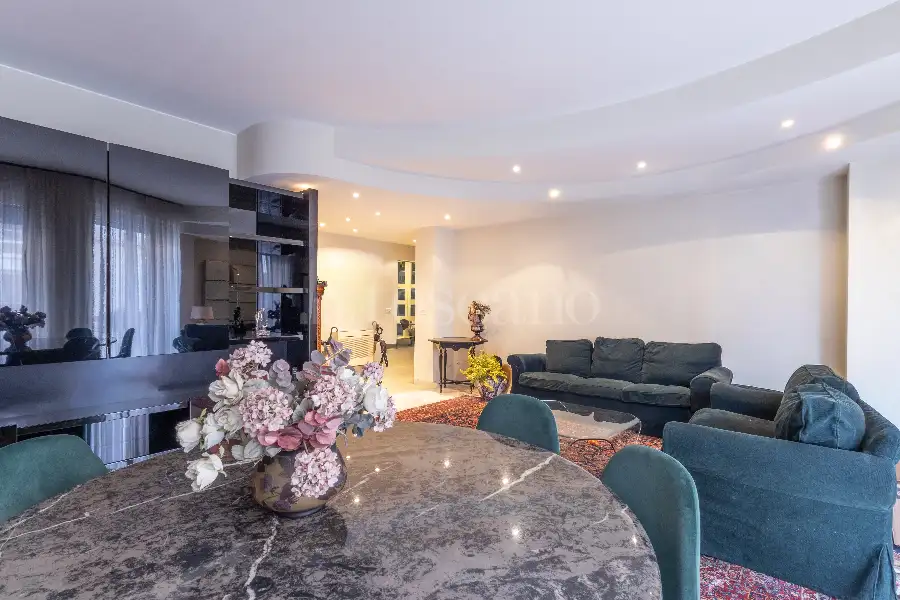 Casa in vendita di 140 mq a €945.000 (rif. 15/2026)