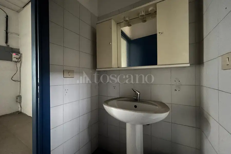 Negozio in vendita di 105 mq a €79.000 (rif. 26/2025)