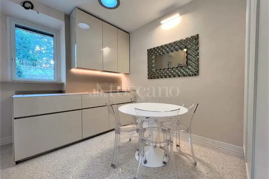 Casa in vendita di 100 mq a €1.200.000 (rif. 21/2024)