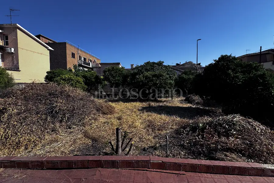 Edificabile Residenziali in vendita di 400 mq a €235.000 (rif. 47/2025)