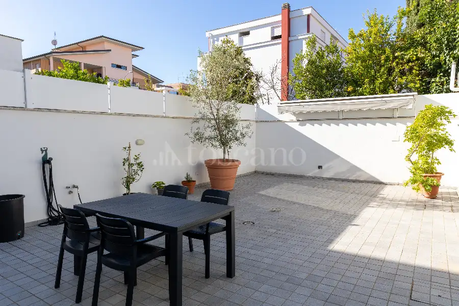 Villino a Schiera in vendita di 216 mq a €779.000 (rif. 114/2025)