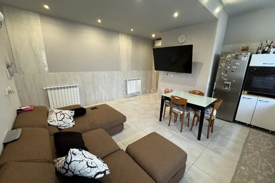 Casa Indipendente in vendita di 330 mq a €495.000 (rif. 6/2026)