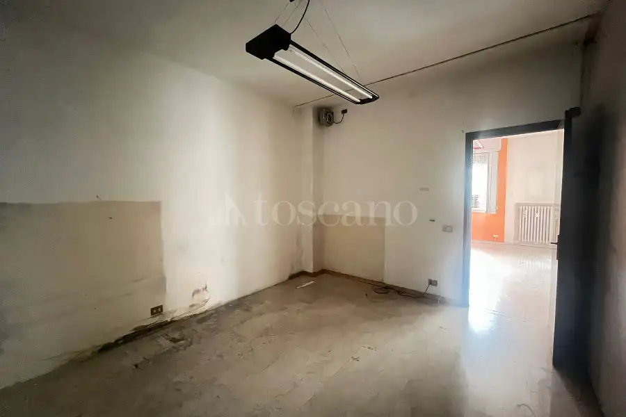Negozio in vendita di 158 mq a €129.000 (rif. 5/2026)