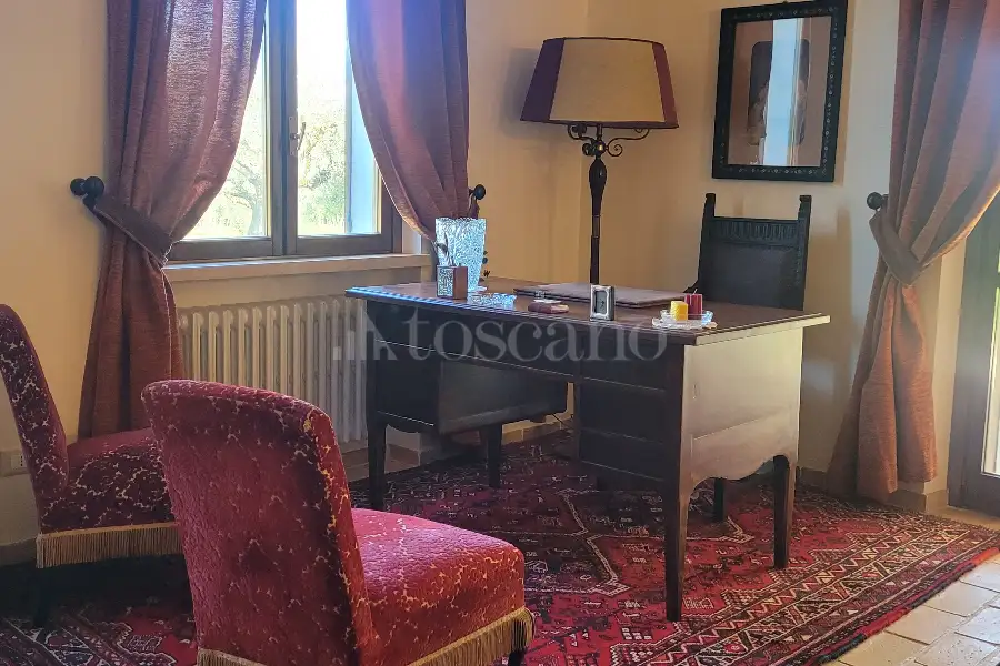 Villa in vendita di 480 mq a €880.000 (rif. 4/2026)