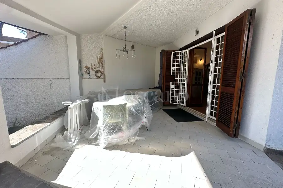 Villa Plurifamiliare in affitto di 180 mq a €5.000 (rif. 26/2026)