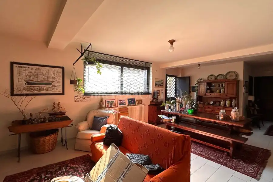 Casa Indipendente in vendita di 204 mq a €498.000 (rif. 173/2026)