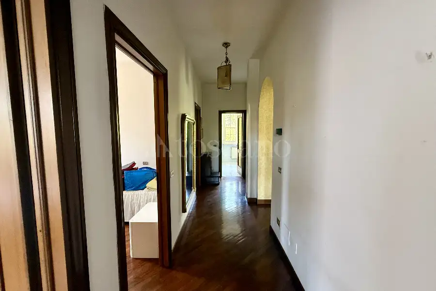 Villa in vendita di 500 mq trattativa riservata (rif. 33/2026)