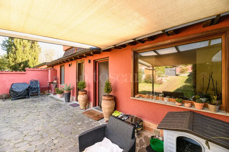 Villa Plurifamiliare in vendita di 130 mq a €370.000 (rif. 1/2026)