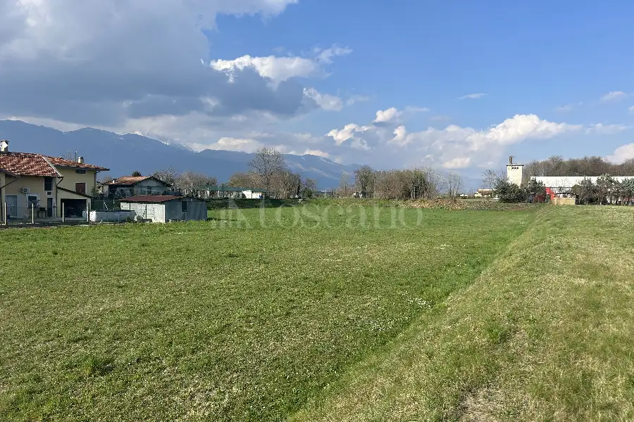 Edificabile Residenziali in vendita di 5.000 mq a €145.000 (rif. 44/2026)