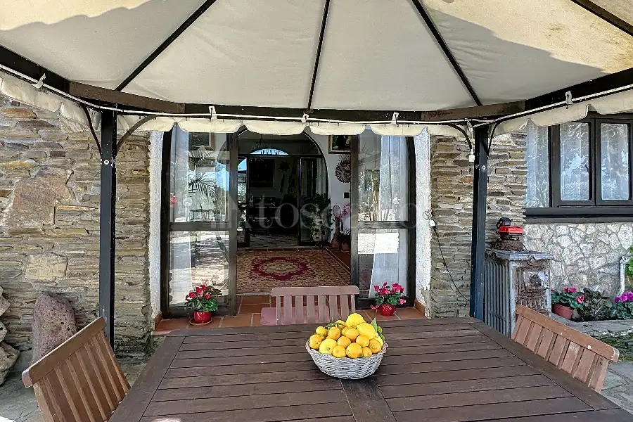 Villa in vendita di 300 mq a €290.000 (rif. 50/2025)