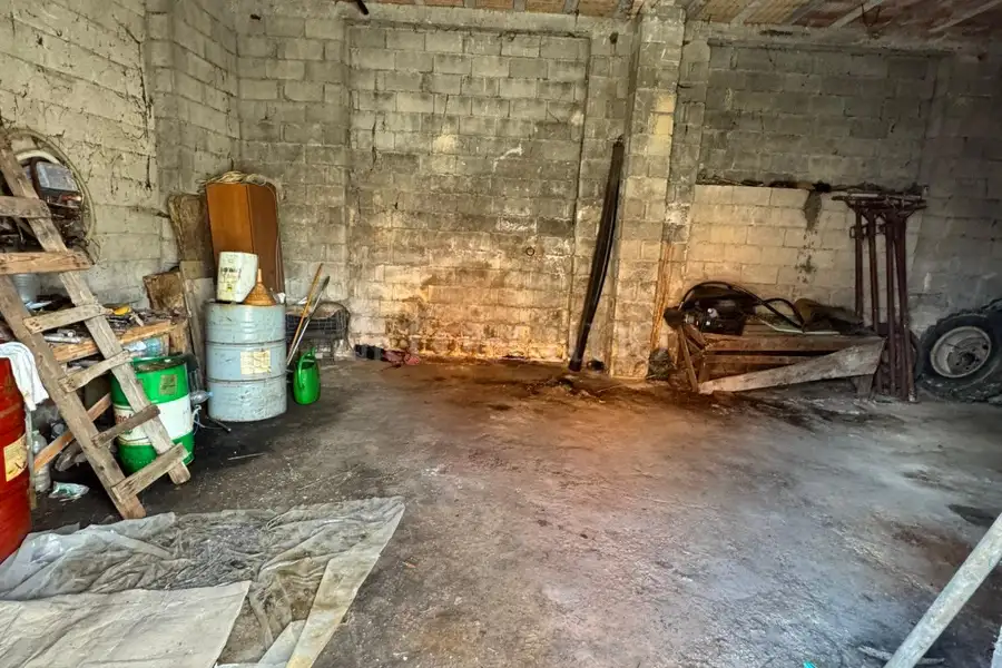 Casa Indipendente in vendita di 250 mq a €90.000 (rif. 102/2025)