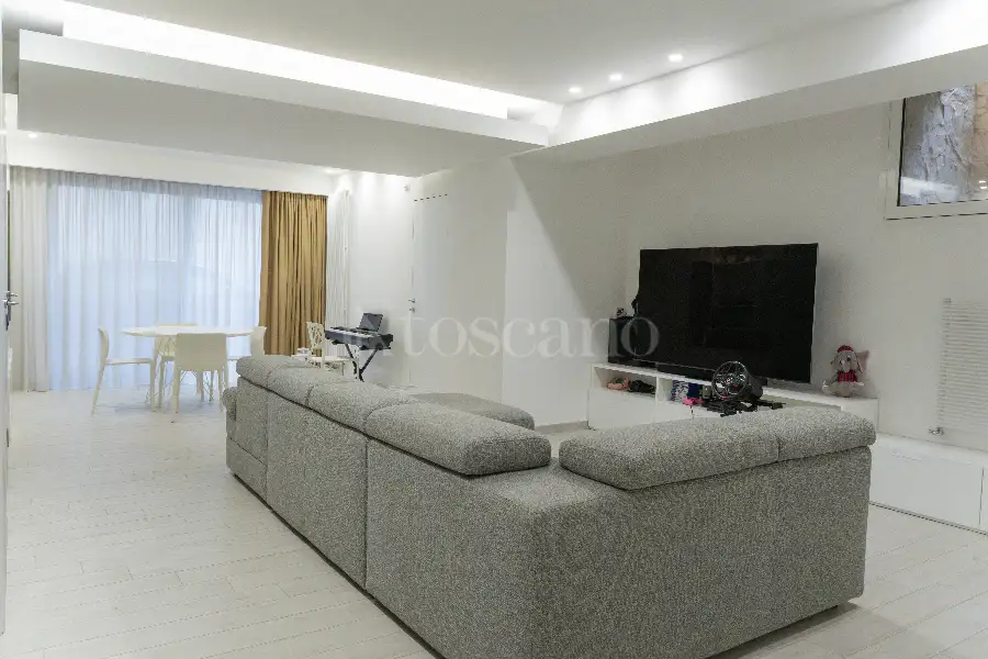 Villa Bifamiliare in vendita di 230 mq a €448.000 (rif. 166/2025)