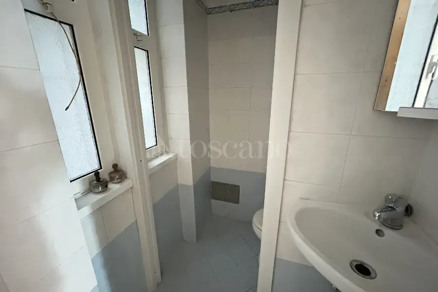 Negozio in affitto di 30 mq a €1.000 (rif. 12/2026)