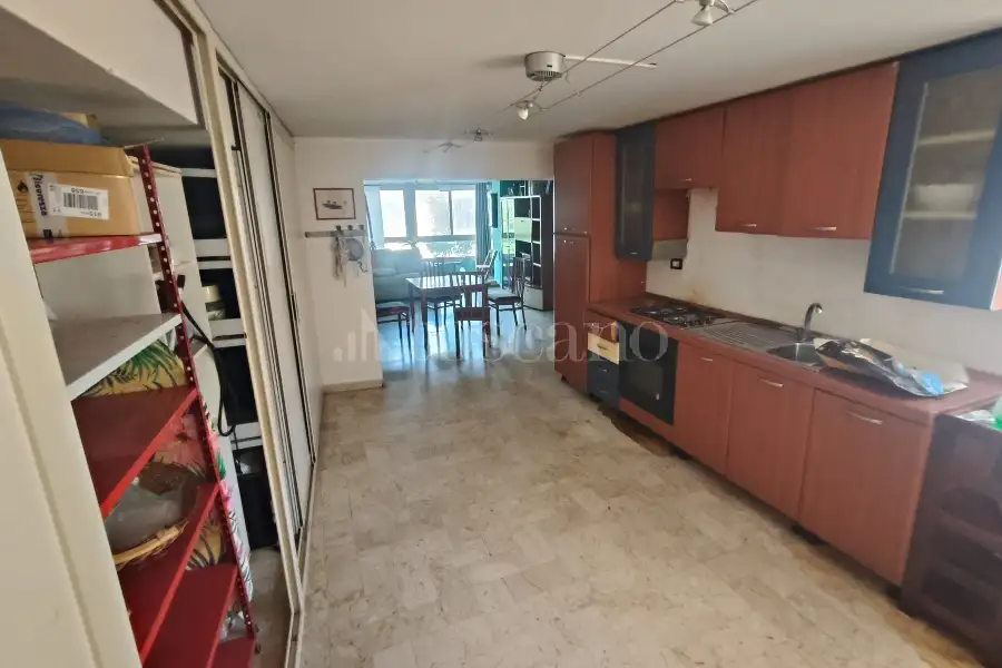Ufficio in vendita di 240 mq a €190.000 (rif. 43/2026)
