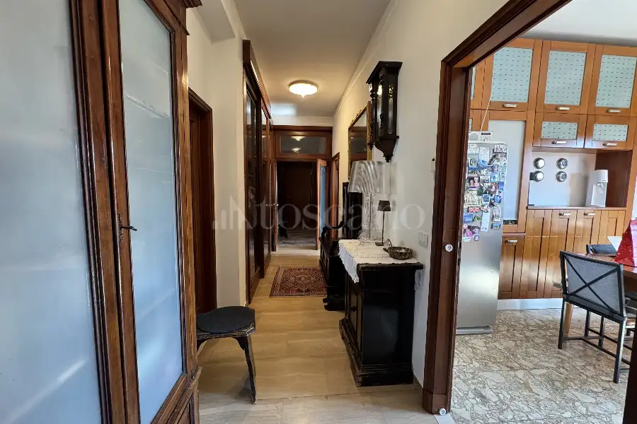 Casa in vendita di 232 mq a €1.100.000 (rif. 5/2026)