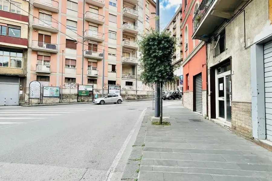 Negozio in affitto di 50 mq a €500 (rif. 46/2026)