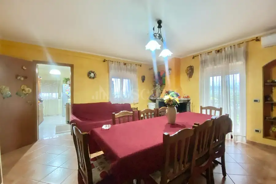 Casa in vendita di 171 mq a €176.000 (rif. 15/2025)
