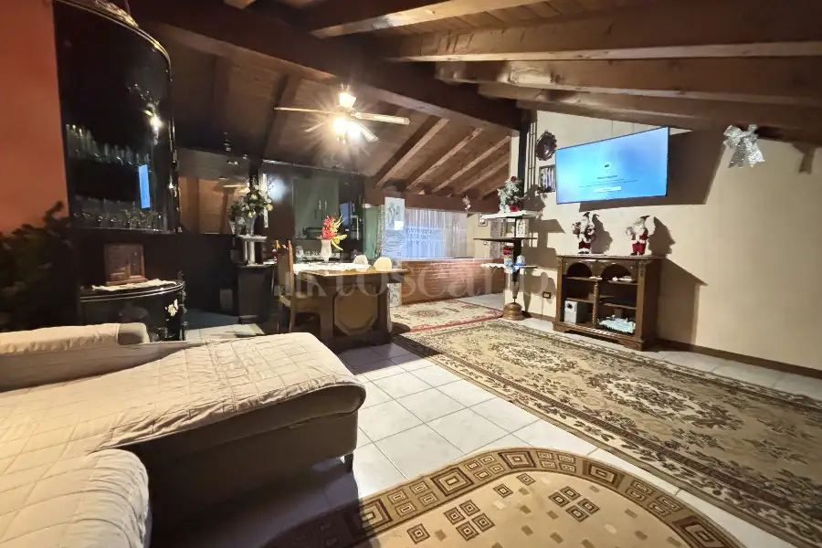 Casa in vendita di 190 mq a €315.000 (rif. 6/2026)