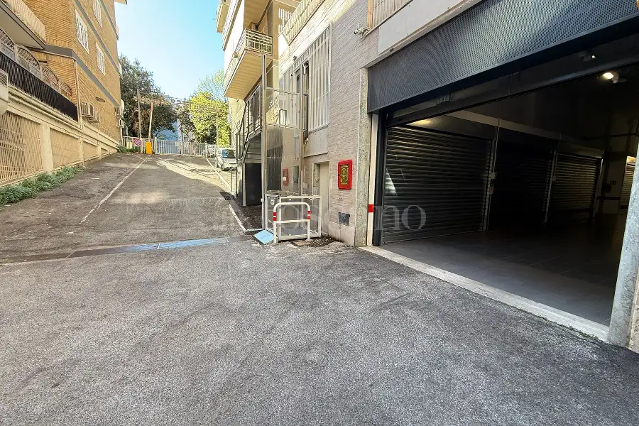Box in affitto di 40 mq a €450 (rif. 13/2026)